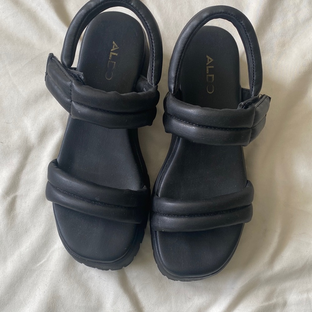 Aldo chunky strapped heel